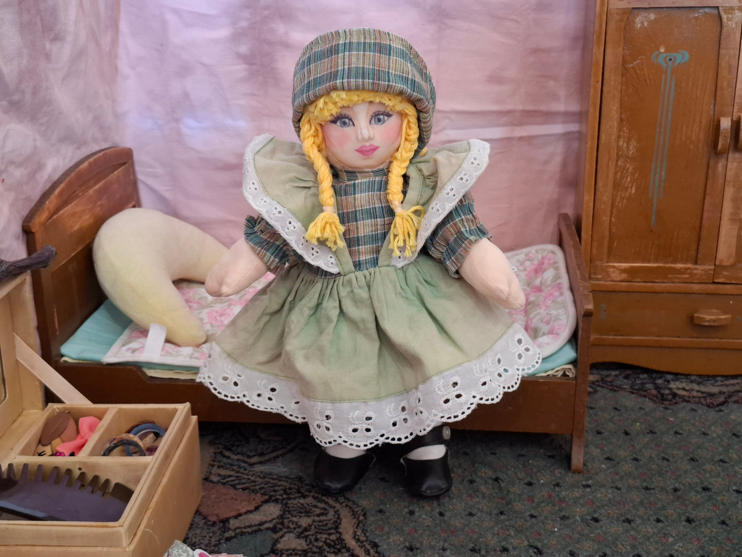 Poupée en Tissu Vintage (années 80s) Restaurée