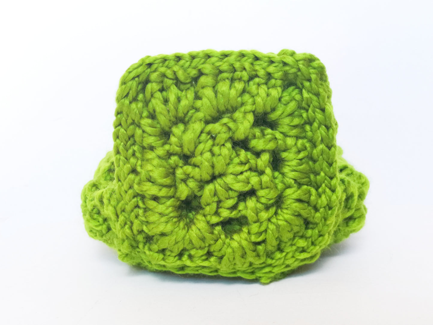 Fauteuil en crochet pour poupées/lutins