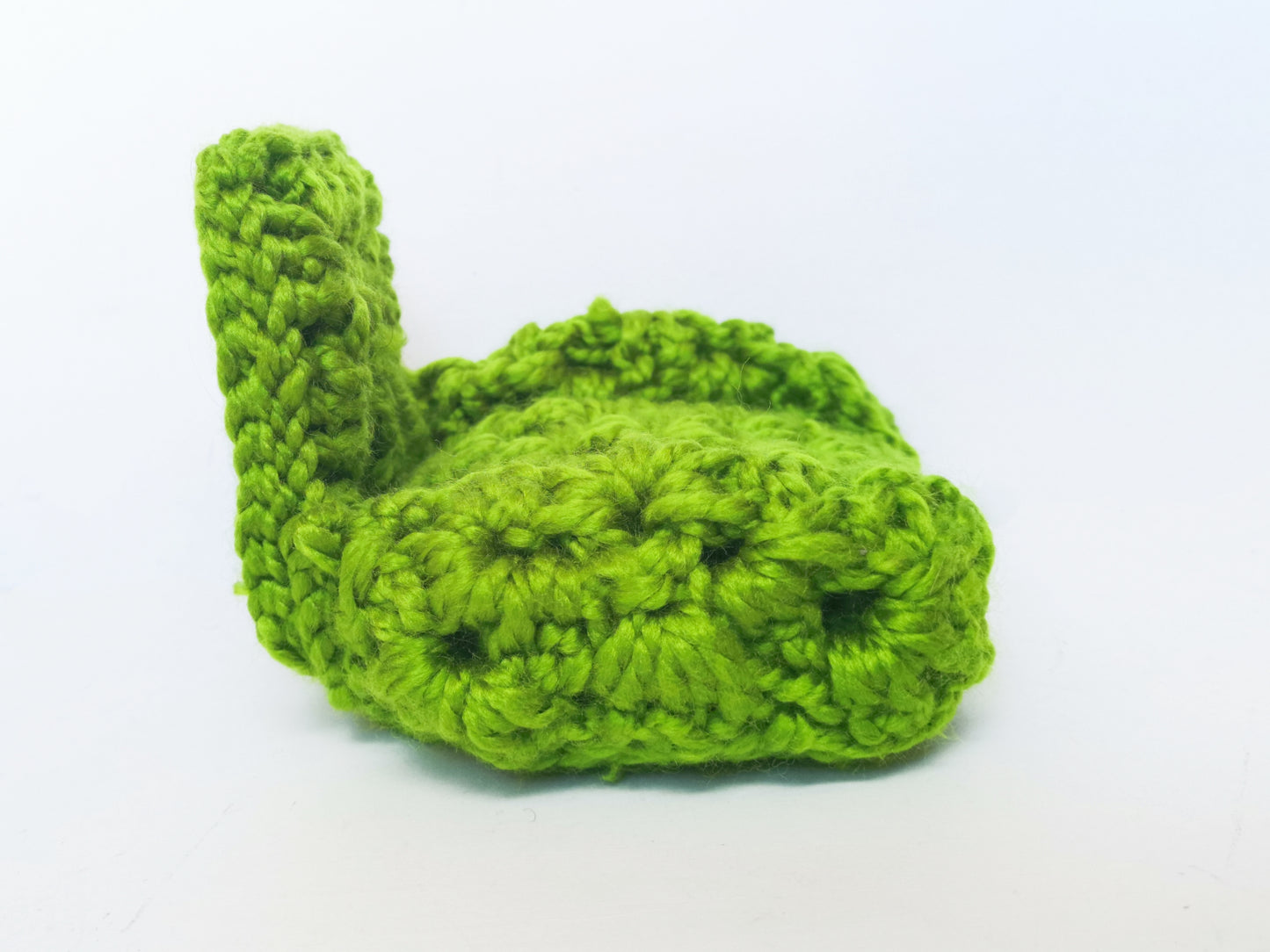 Fauteuil en crochet pour poupées/lutins