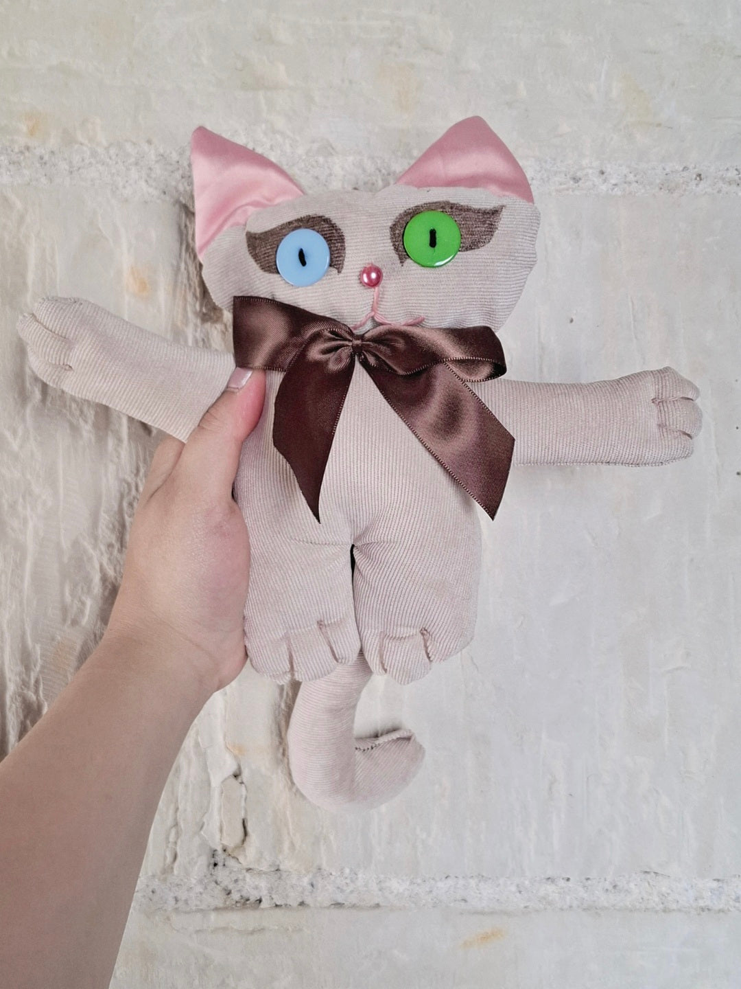 Lúmiu - Petit Chat Enchanté