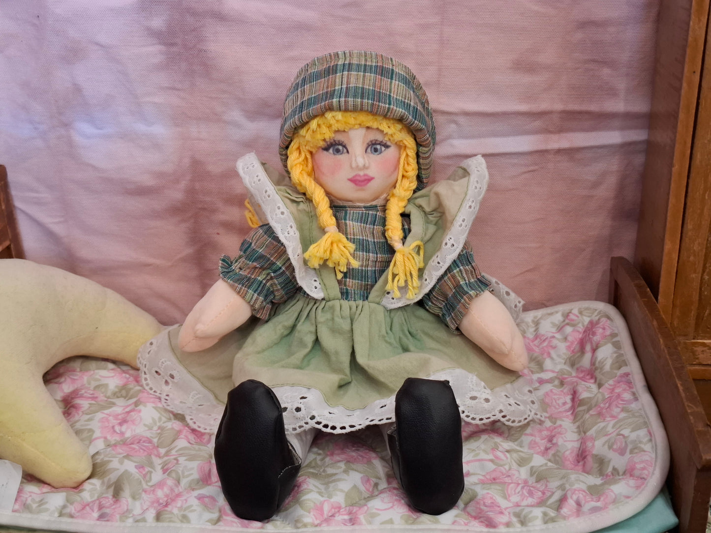 Poupée en Tissu Vintage (années 80s) Restaurée