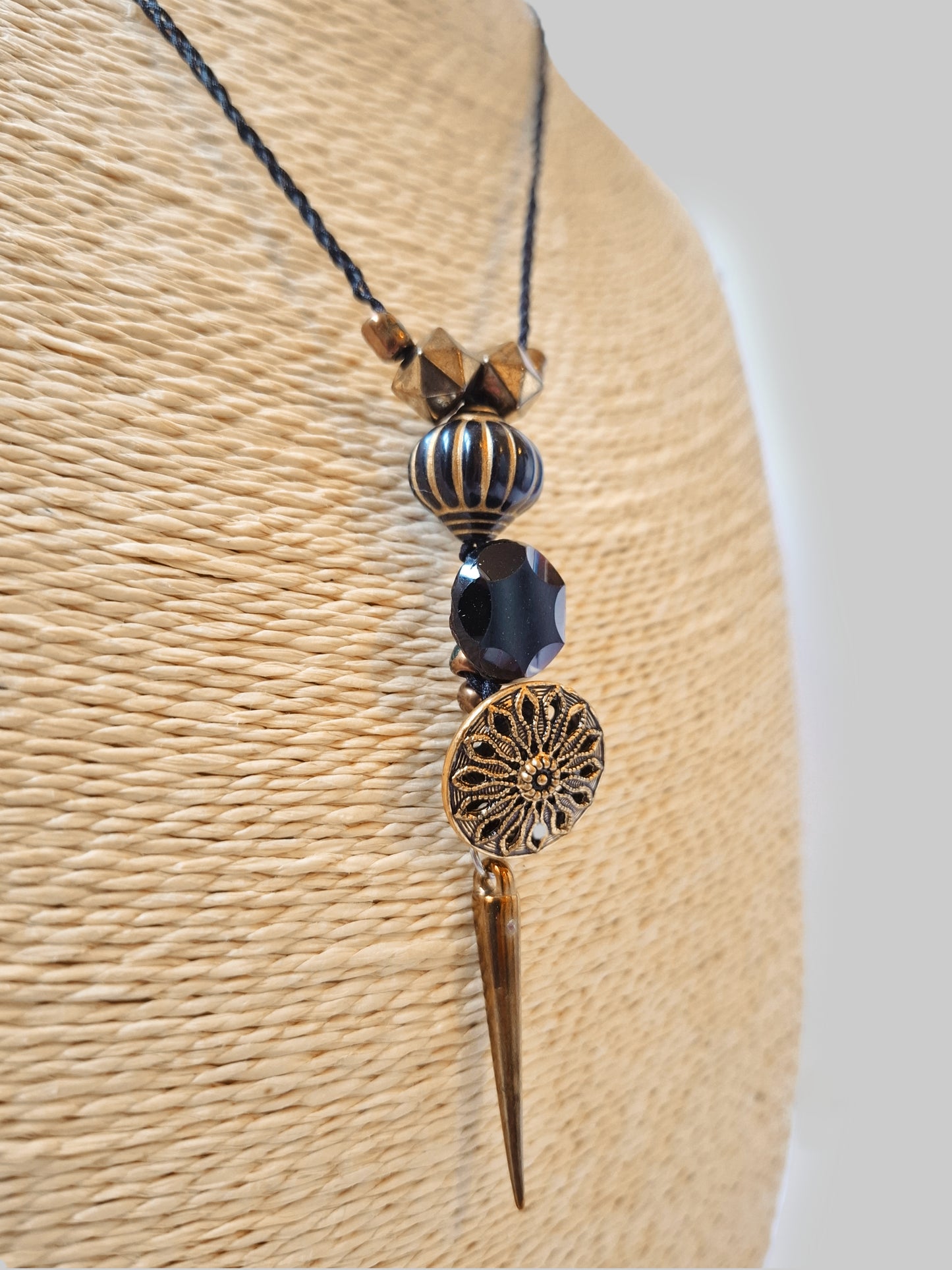 Collier Lame d’Éclipse